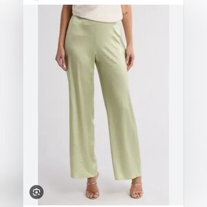 Vince Elegant Women's Green Satin Pants
